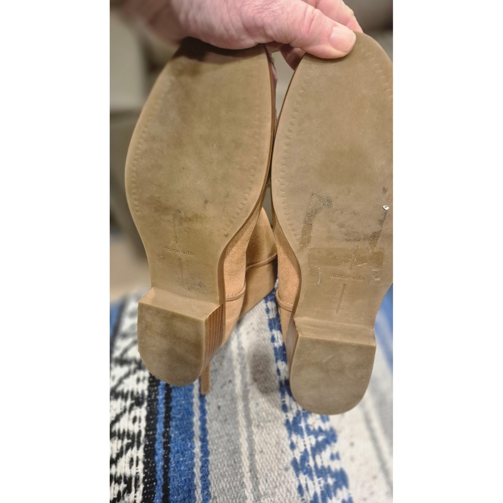 DOLCE VITA Tavin Tan Suede Ankle Boots Pointed Toe Back Zip Womens 8.5M - Picture 9 of 9